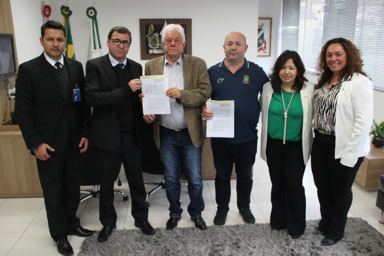 Prefeitura de Brusque assina contrato de R$ 5 milhões com Banco do Brasil