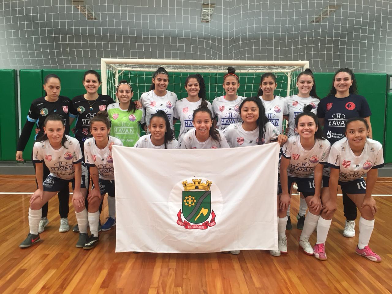 Barateiro Futsal/FME aposta na base e já colhe frutos com atletas locais