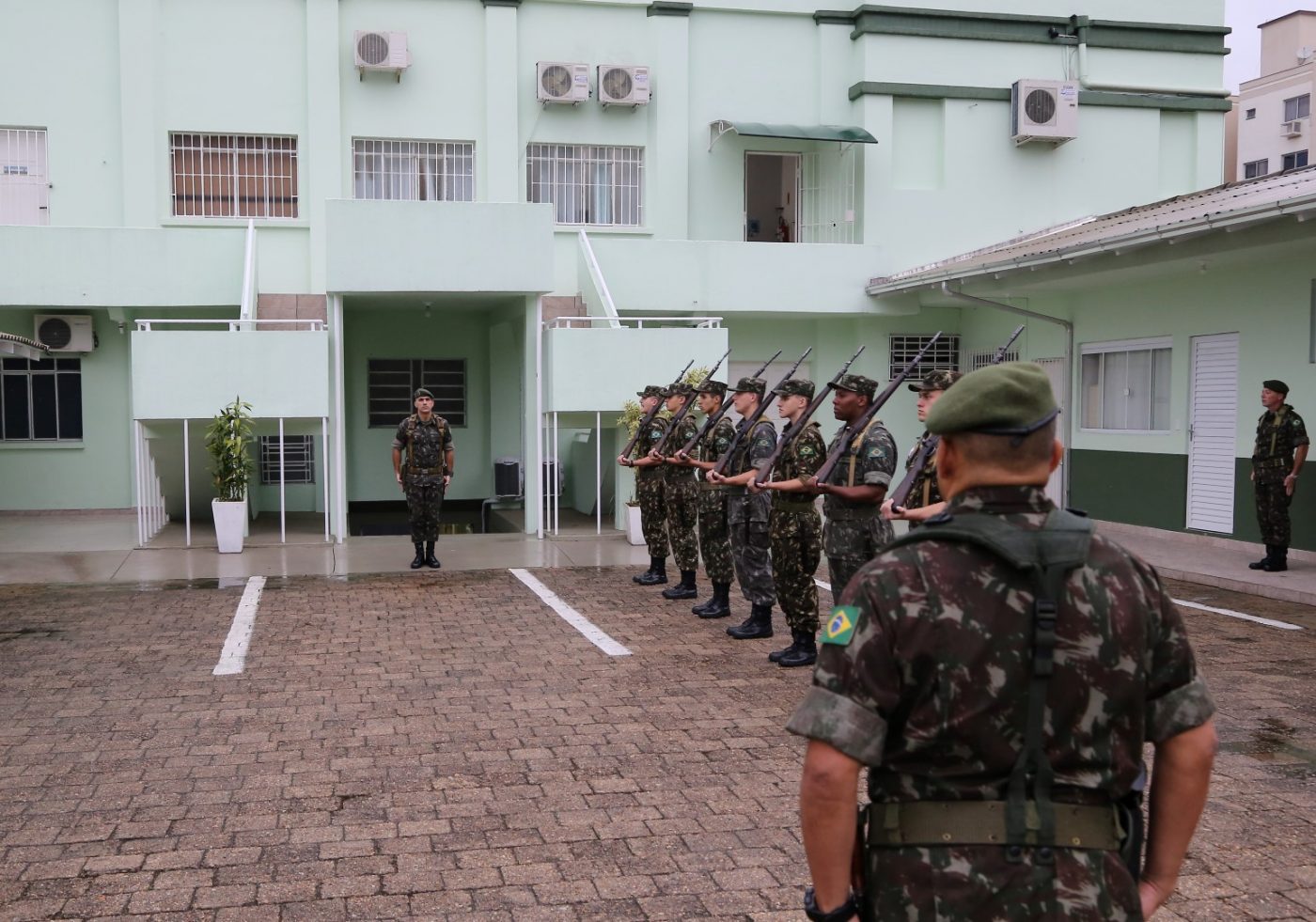5ª Região Militar inspeciona o Tiro de Guerra