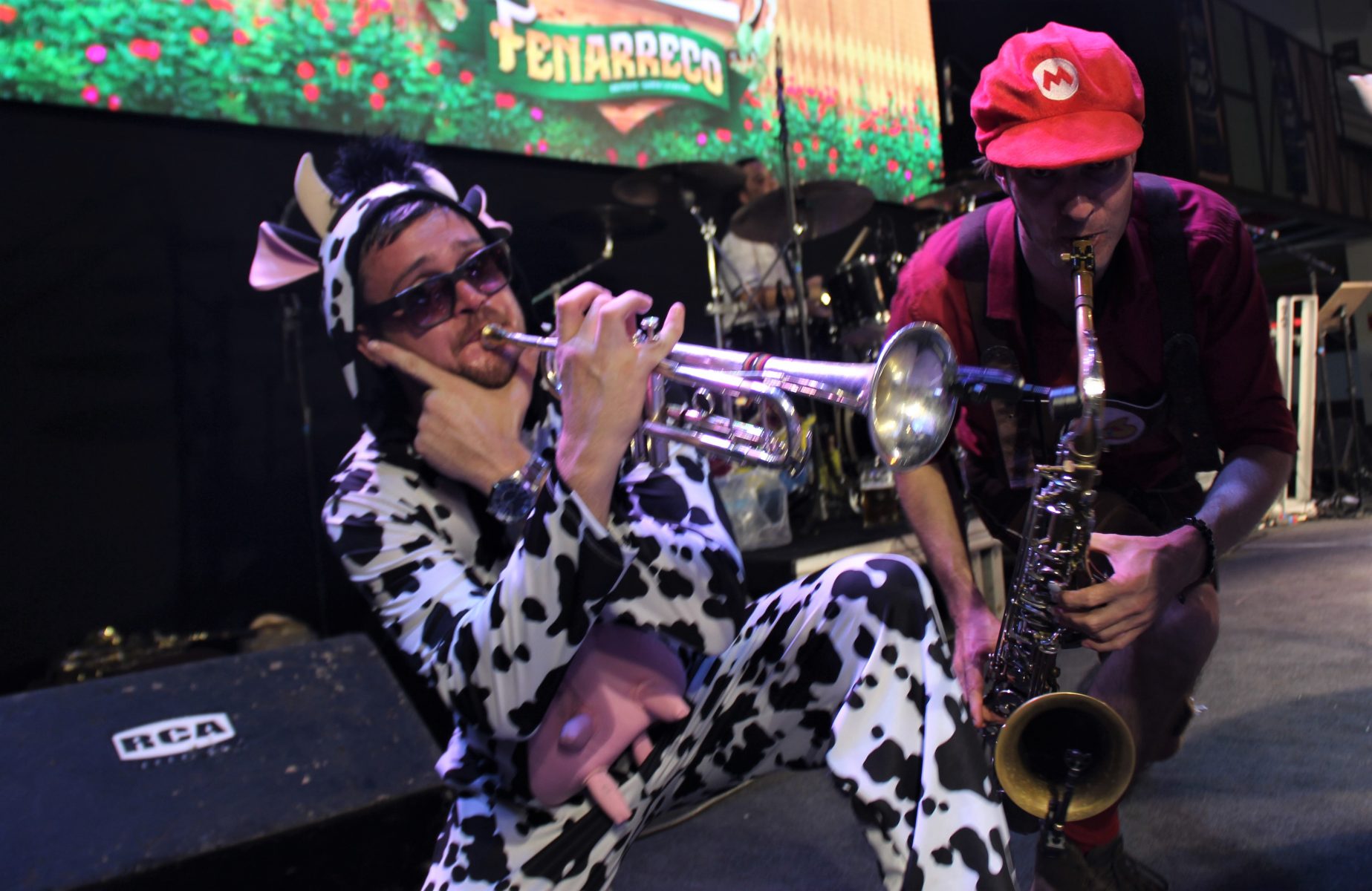 Banda Vox 3 e brincadeiras tradicionais agitam o segundo dia de Fenarreco