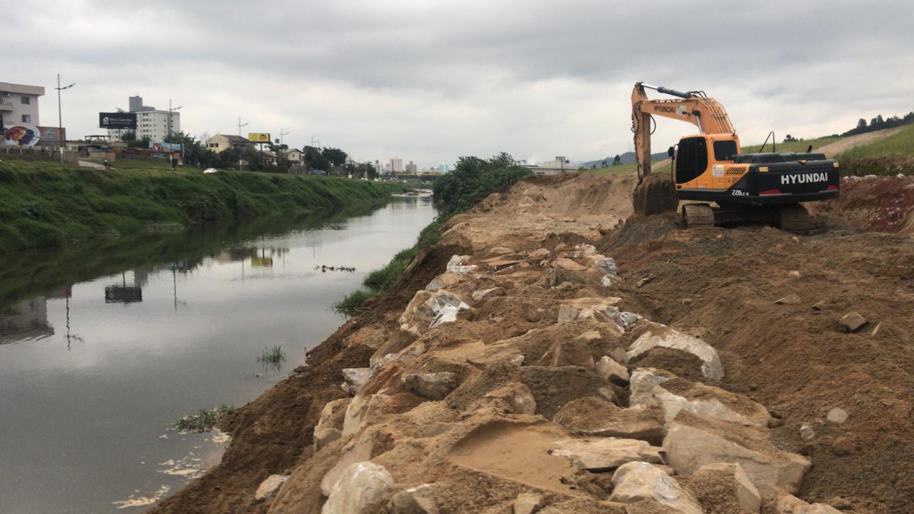 Iniciadas perfurações para construção de ponte na margem esquerda da Beira Rio