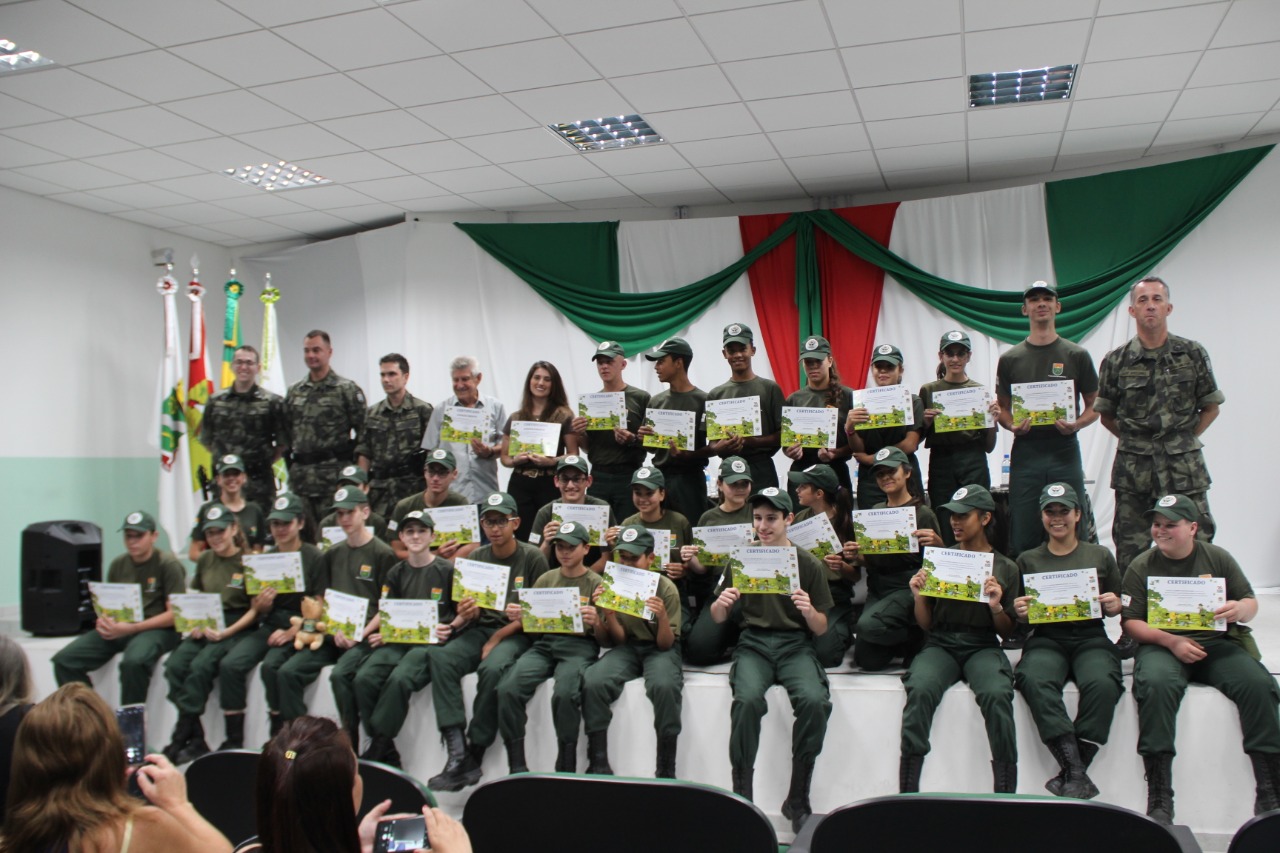 Projeto Protetor Ambiental forma turma em Brusque