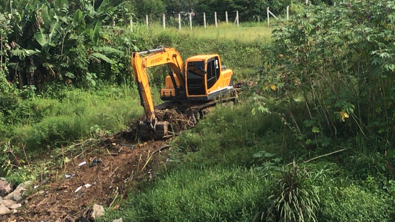 Represa do Guarani passa por limpeza