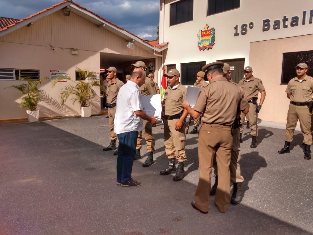 Poder Público realiza entrega de equipamentos para a Polícia Militar
