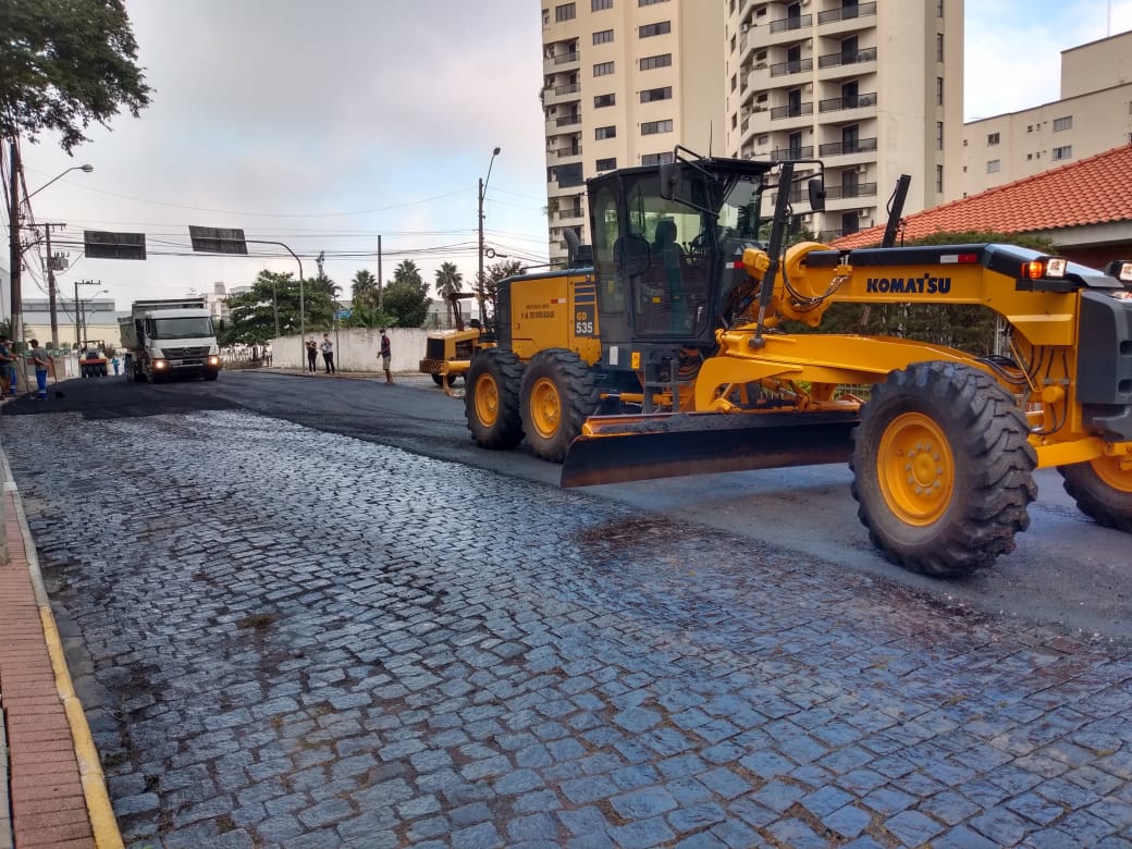 Iniciada pavimentação asfáltica de quatro ruas do Centro