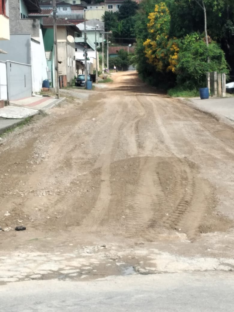 Confira as atividades da patrola e limpeza de valas da Secretaria de Obras