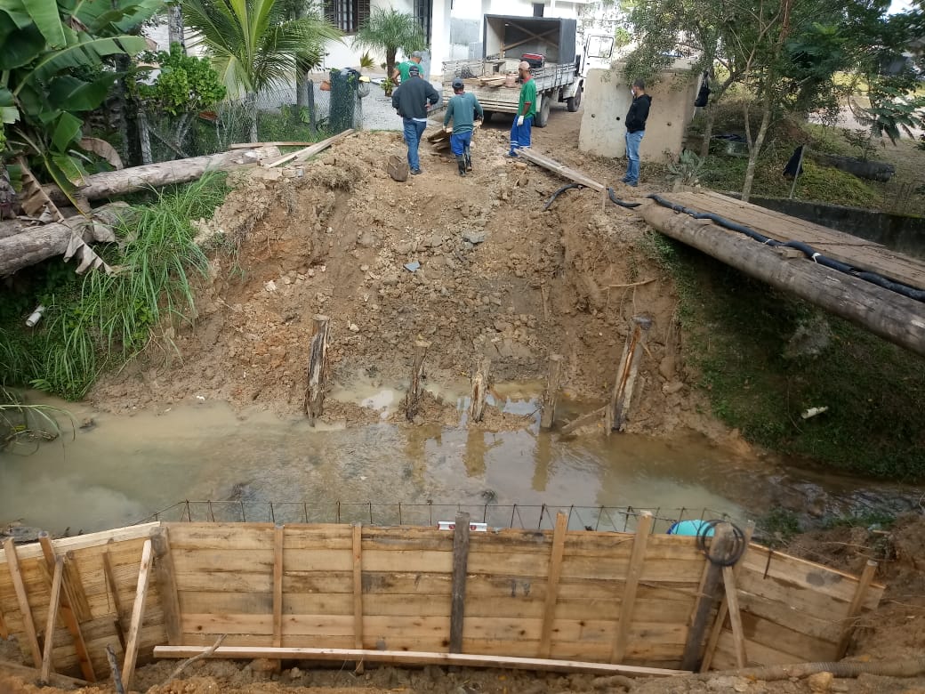 Secretaria de Obras atua em diversas frentes de trabalho