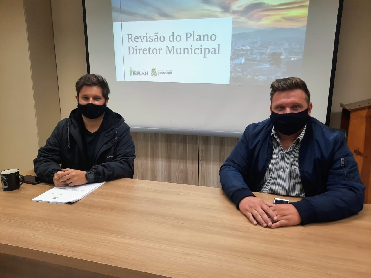 Revisão do Plano diretor é tema de reunião na Prefeitura de Brusque