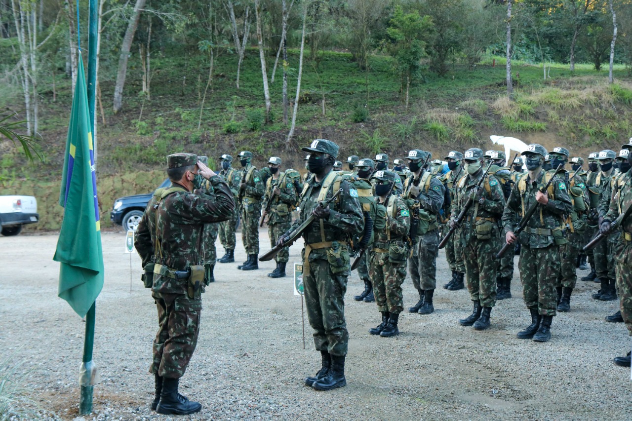 Tiro de Guerra realiza Acampamento Básico dos Atiradores da Turma de 2021