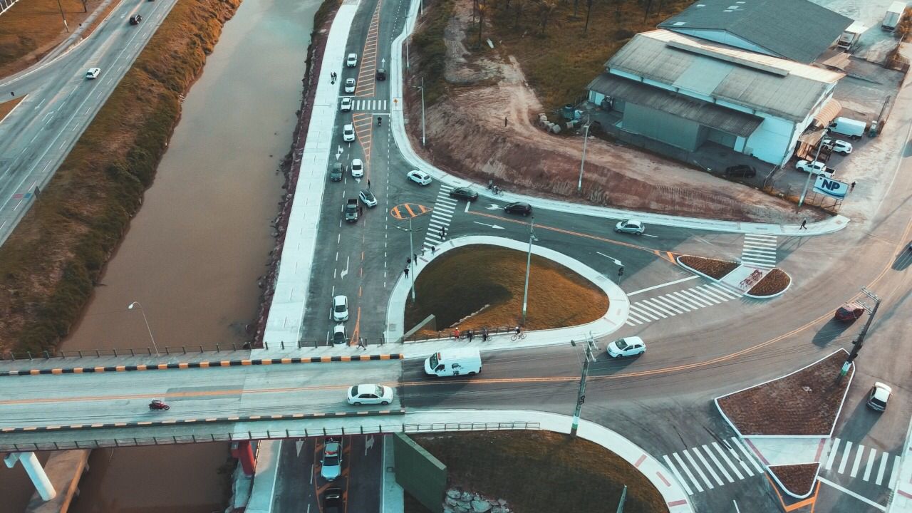 Liberado o trânsito na avenida Governador Luiz Henrique da Silveira