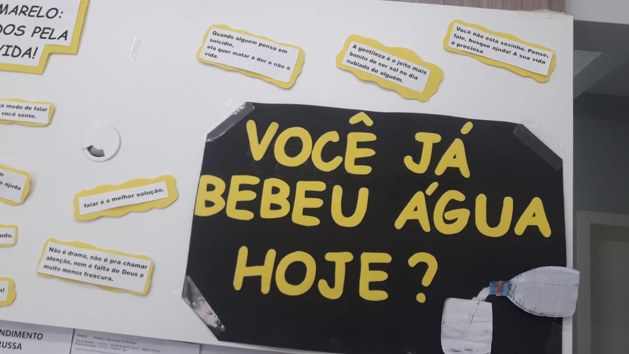 Com criatividade profissionais da UBS do bairro Ponta Russa promovem a Campanha do Setembro Amarelo