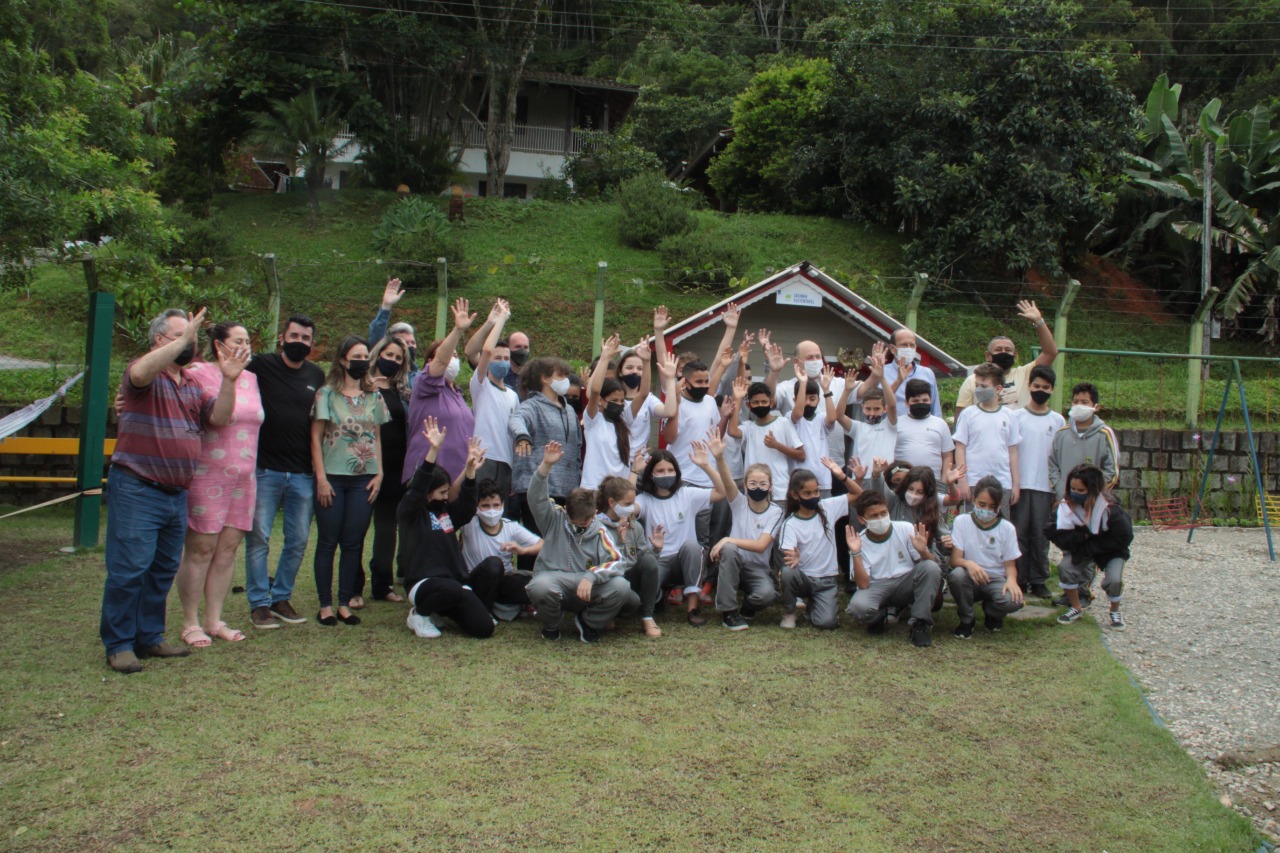 Alunos de Robótica da Escola Dr. Carlos Moritz apresentam casa sustentável