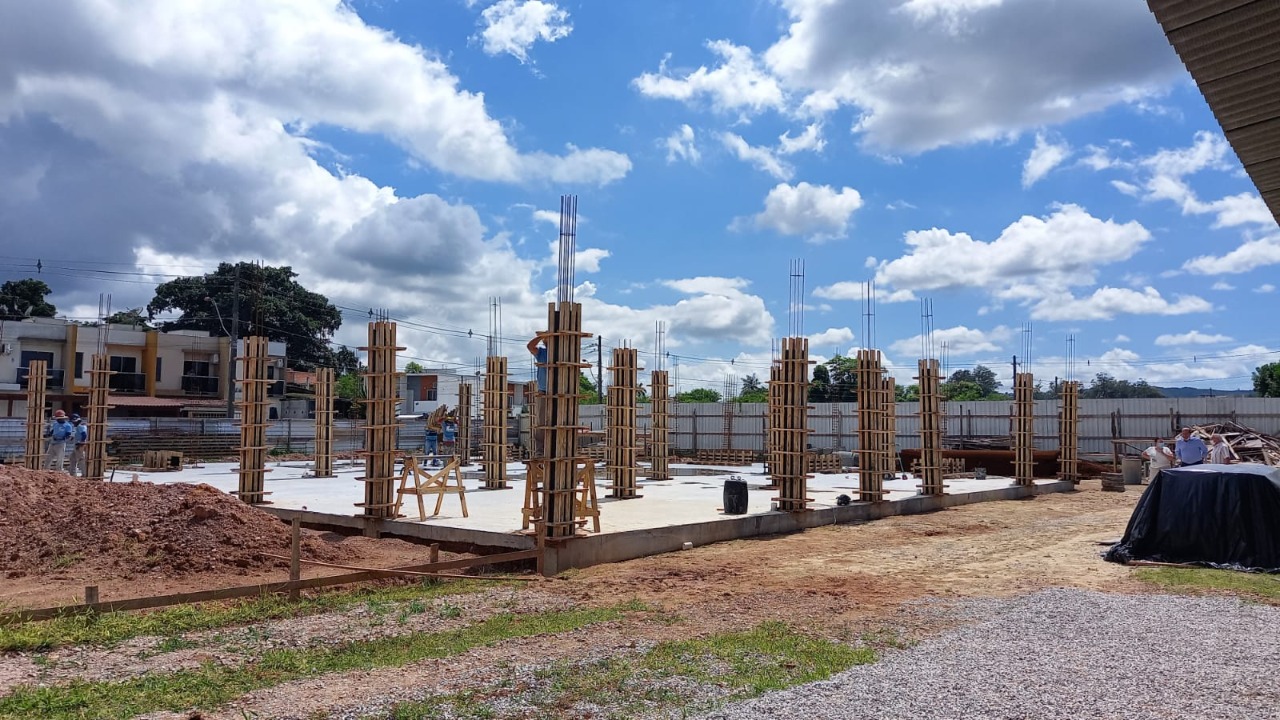 Prefeito em exercício visita obra do novo CMEI Marli Terezinha, no Limoeiro