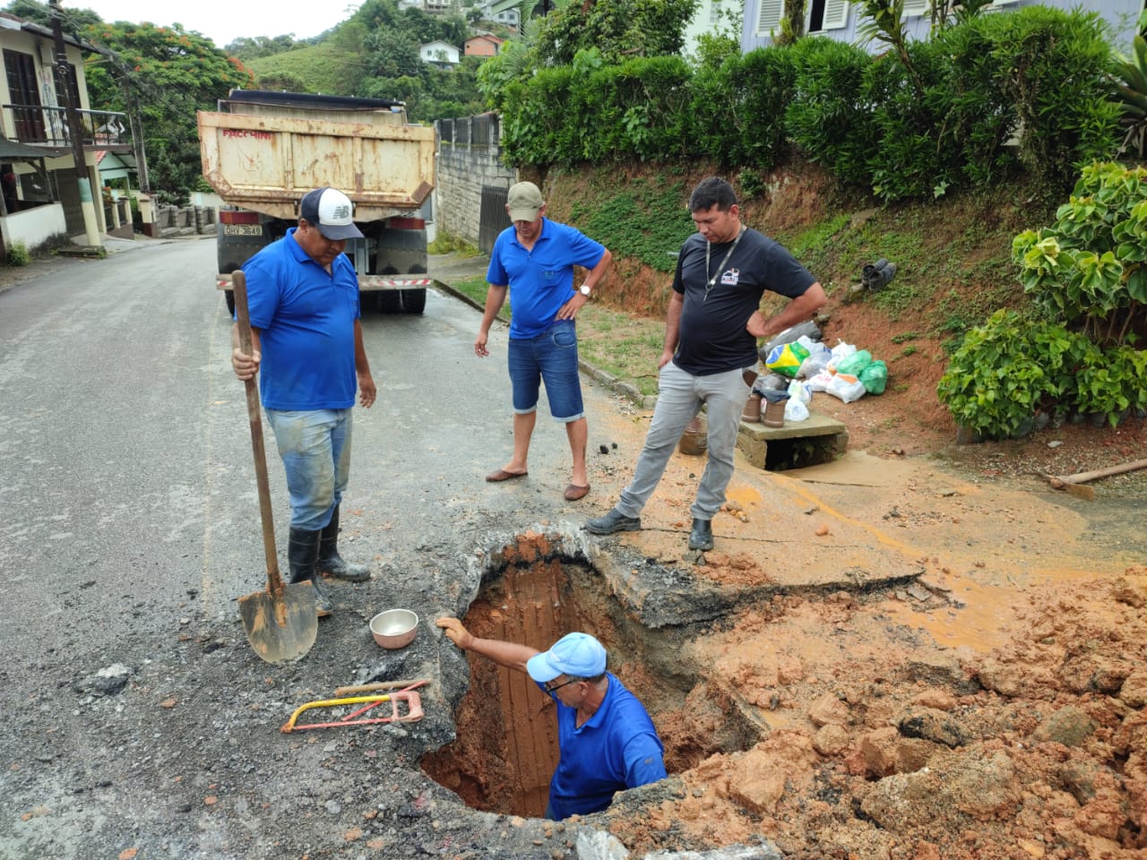 Setor de Pesquisa de Vazamentos do Samae identifica grande vazamento oculto