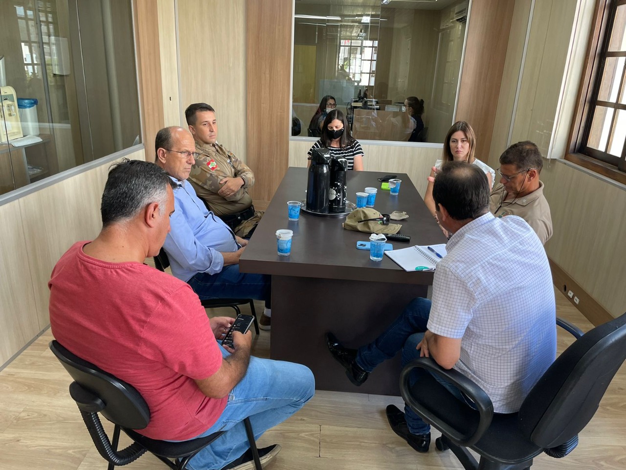 Secretaria de Desenvolvimento Social realiza reunião para debater a situação dos moradores em situação de rua