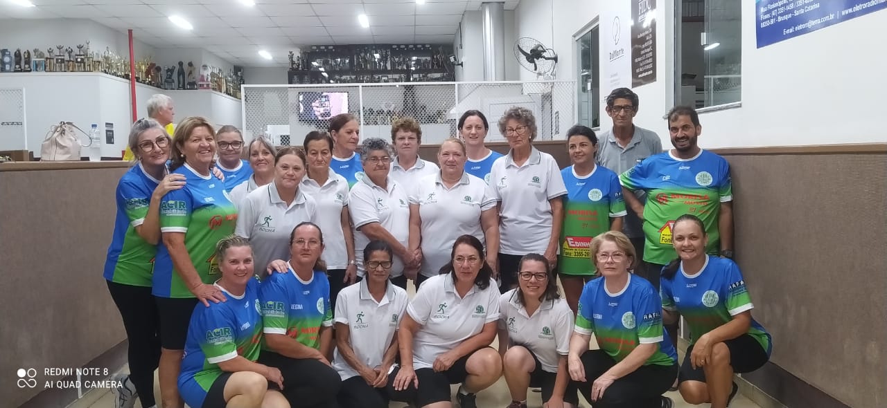 A bocha começou a rolar no Campeonato Municipal de Bocha Vale Tudo Feminino