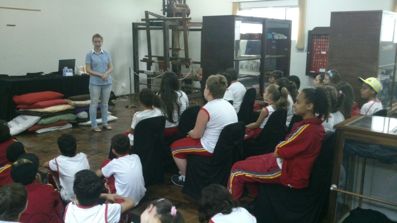 Professores podem participar de oficinas gratuitas do Museu Casa de Brusque