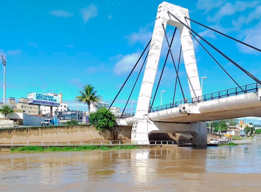 Nível do rio Itajaí-Mirim começa a baixar novamente