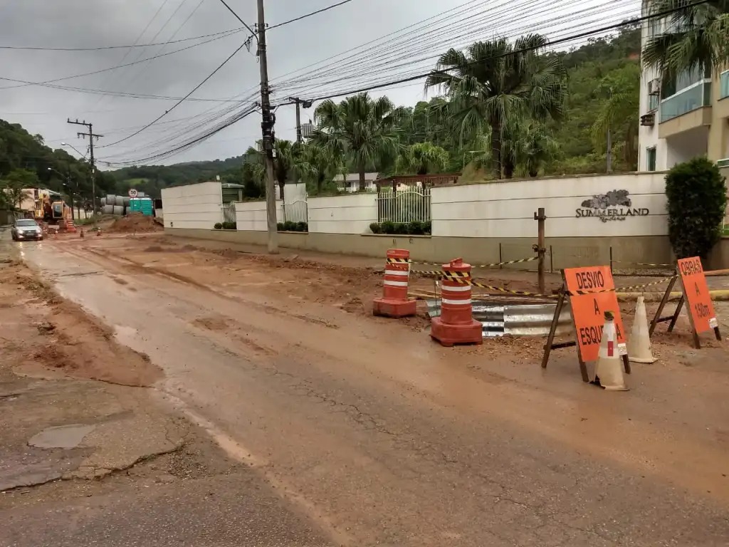 Rua Joaquim Zucco receberá nova pavimentação no domingo (15)