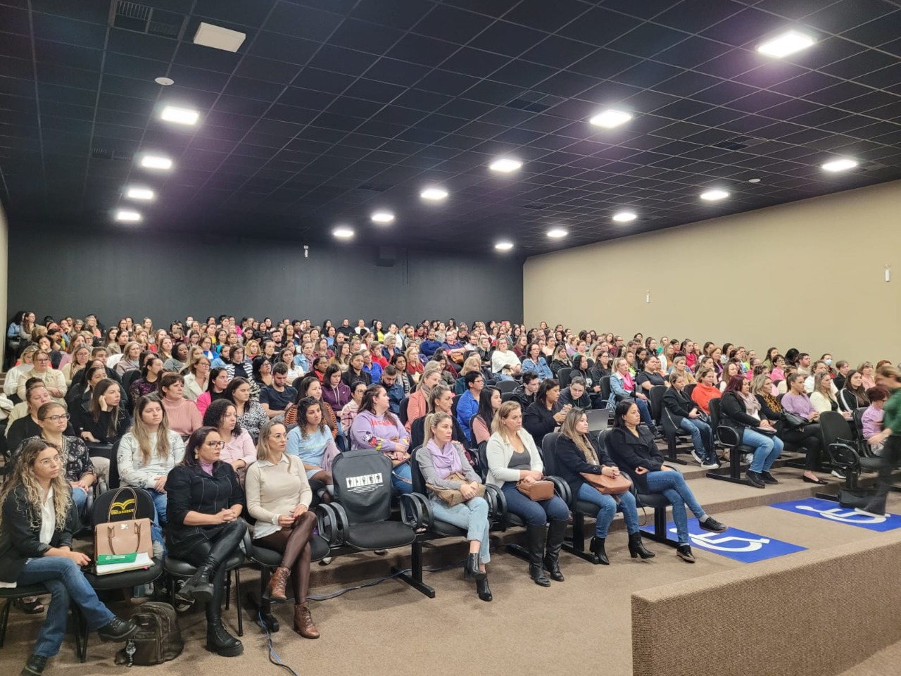 I Seminário de Educação Infantil reúne profissionais de Brusque nesta sexta-feira