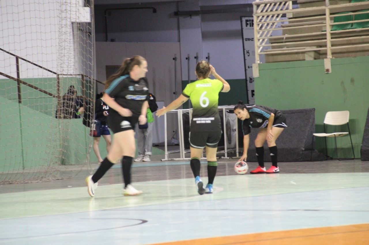 Comunitários: Na abertura do futsal feminino Águas Claras vence São João e Primeiro de Maio o Rio Branco