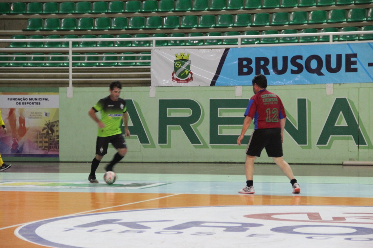 Comunitários: Bateas vence Souza Cruz e garante vaga na final do futsal sênior