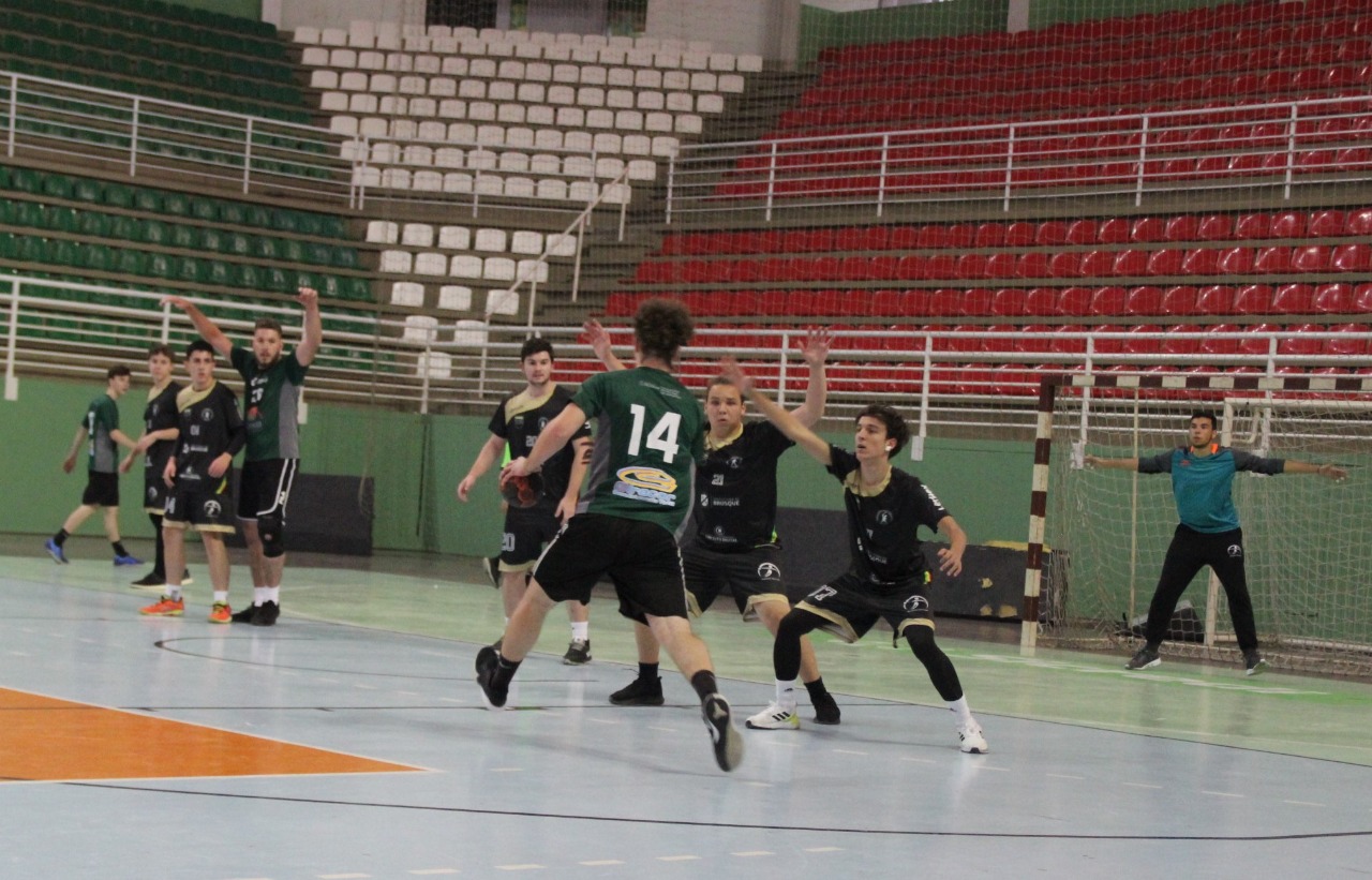 Comunitários: São Pedro é tetracampeão no handebol masculino