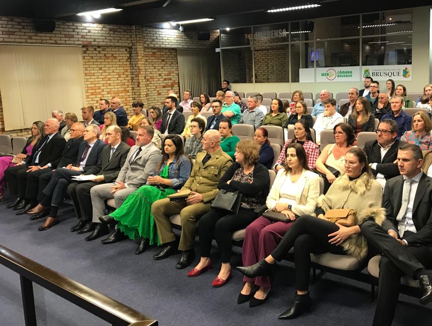 162 anos de Brusque: Sessão solene é realizada para celebrar o aniversário do município