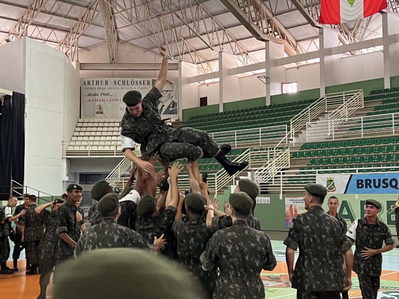 Formatura de desligamento do Tiro de Guerra é realizada