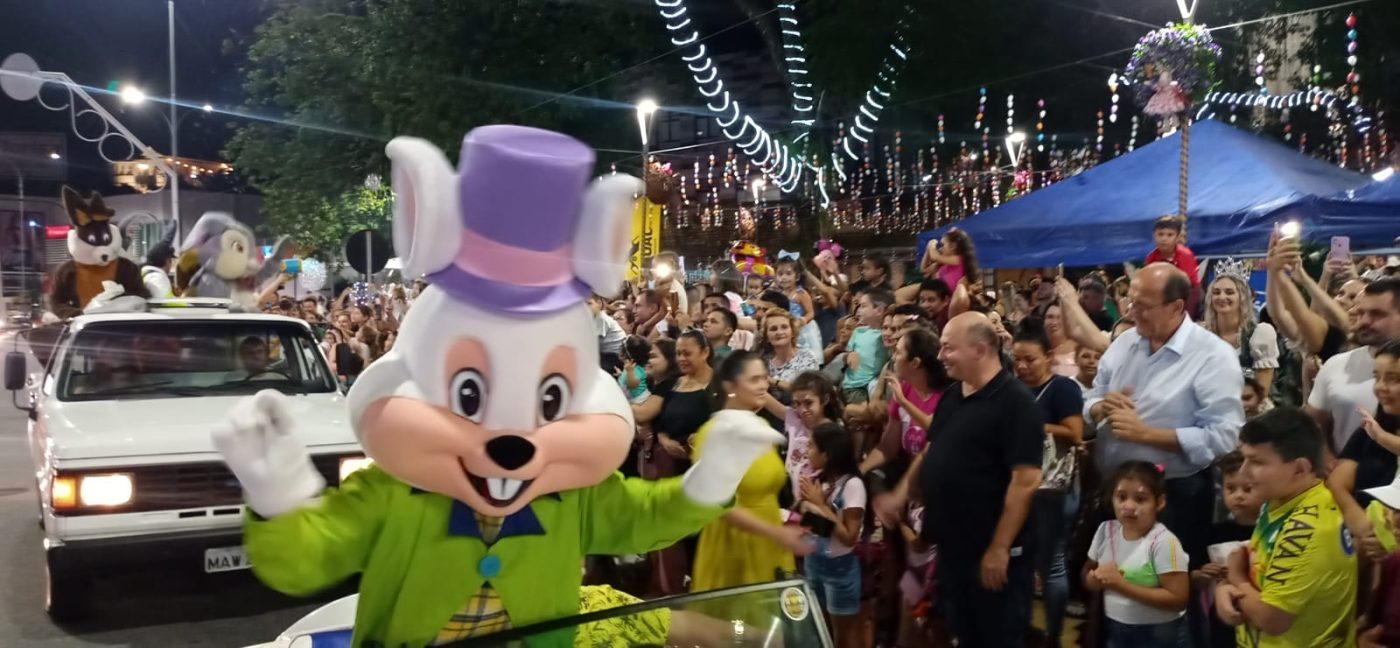 Abertura da Ostern Brusque anima e encanta famílias noite de sexta-feira