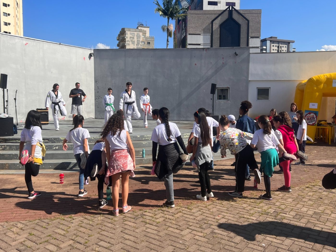 Dia Mundial da Saúde é celebrado em evento na Praça da Cidadania