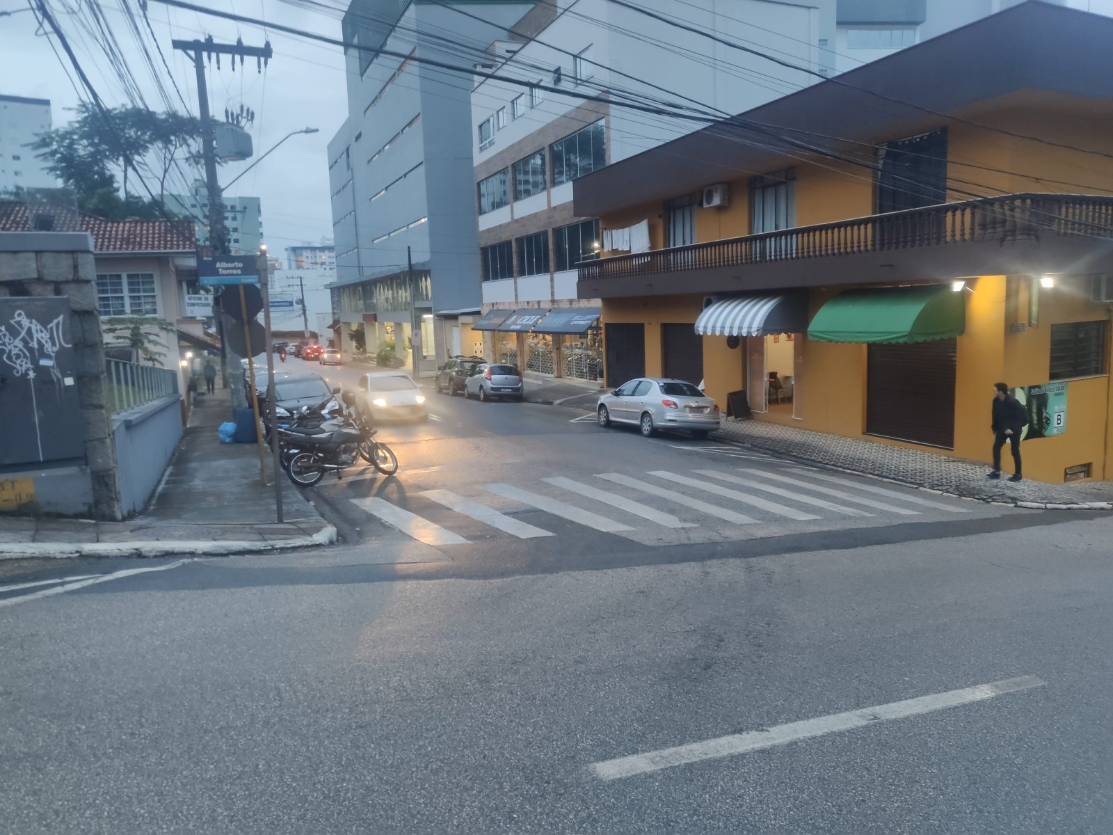 Rua Guilherme Niebuhr estará interditada a partir da manhã desta quarta-feira (31)