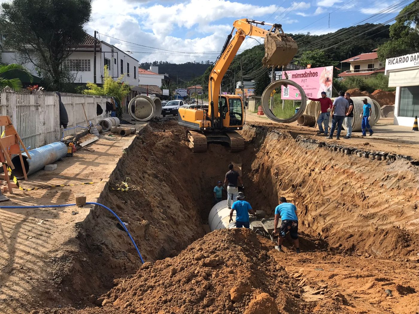 Trânsito da rua Florianópolis ficará totalmente interrompido a partir deste sábado (13)