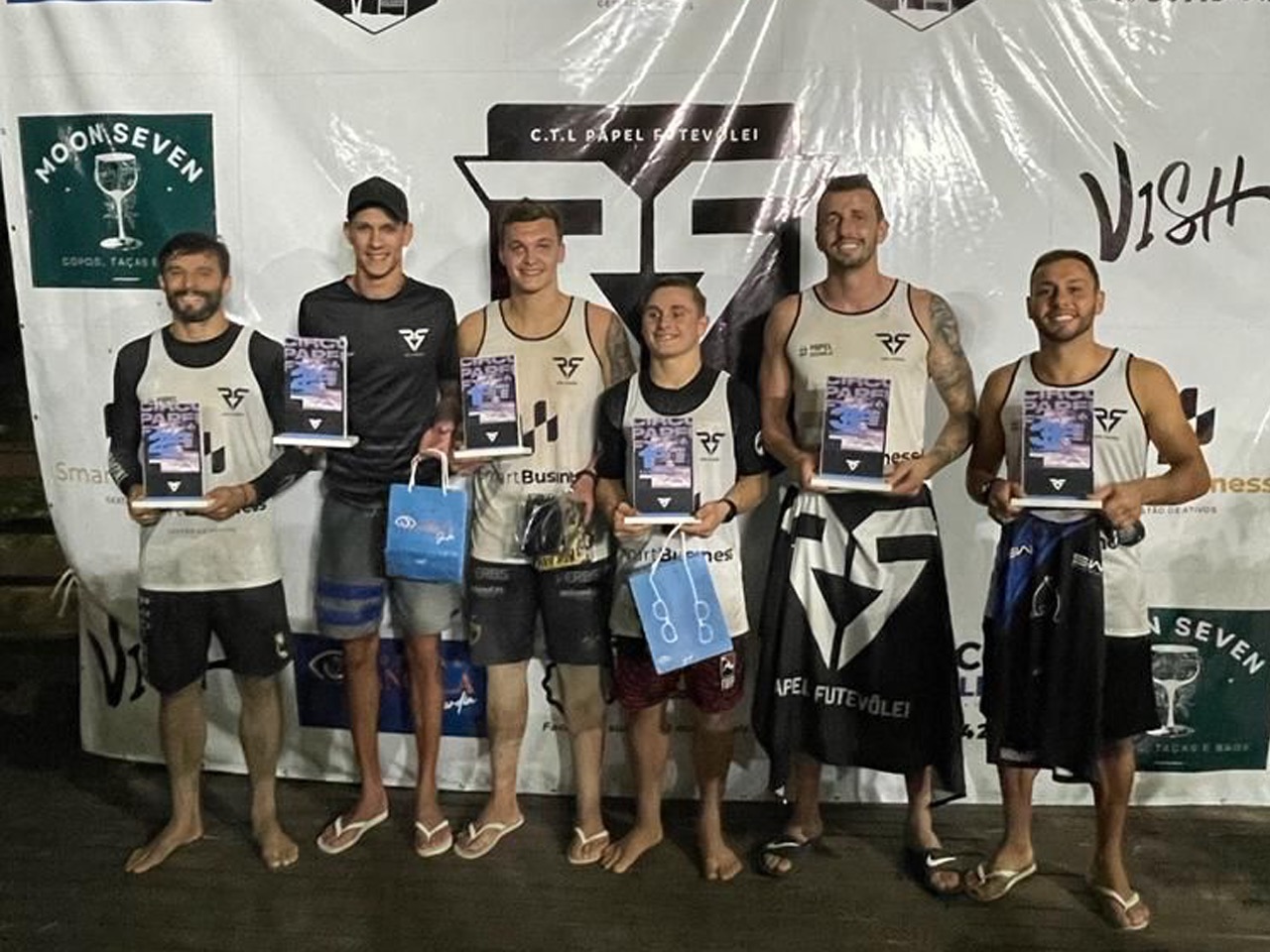 Atleta da Associação Brusquense de Futevôlei vence circuito em Joinville