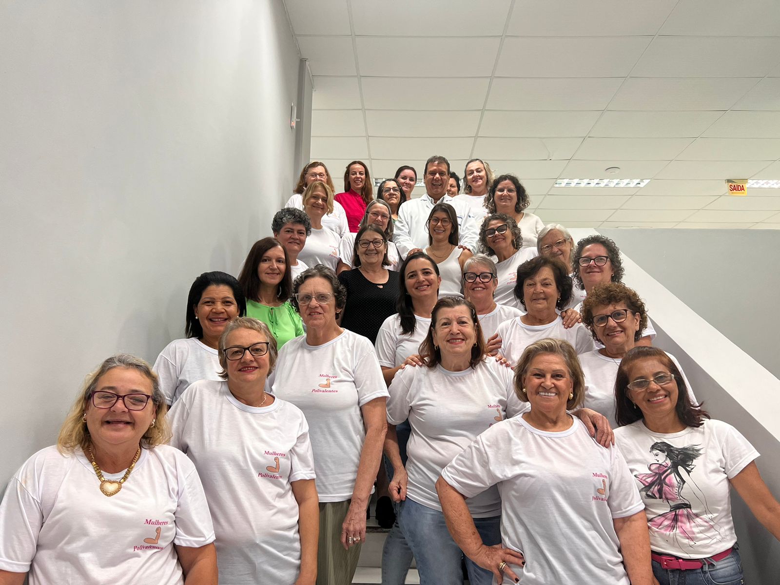 Encontro do Grupo de Mulheres Polivalentes: apoio e integração no combate ao câncer