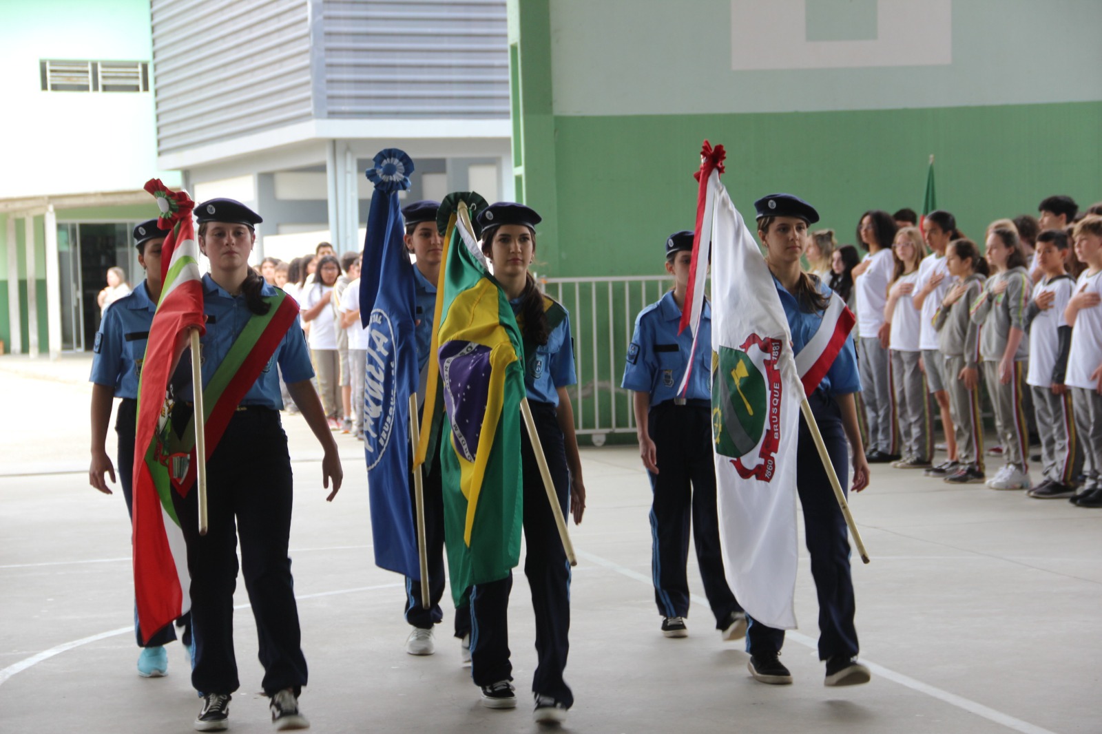 Escola Cívico Militar do Paquetá realiza ato alusivo à Independência do Brasil