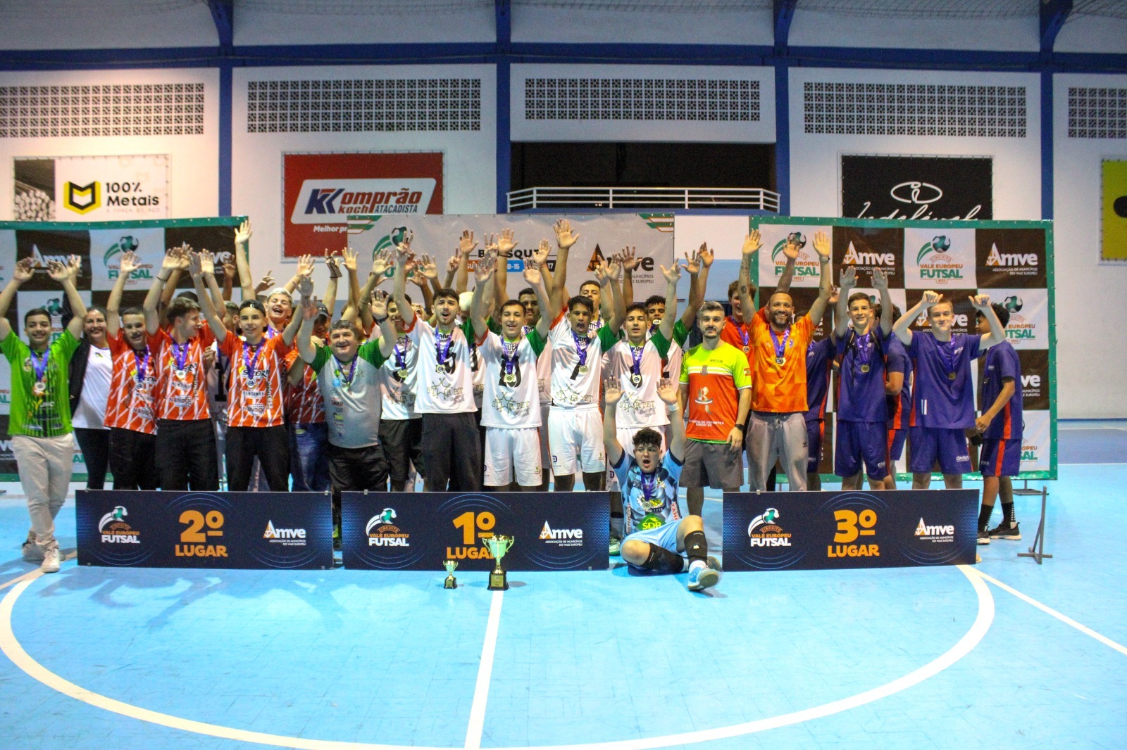 Equipes de Brusque é destaque no Circuito do Vale Europeu de Futsal