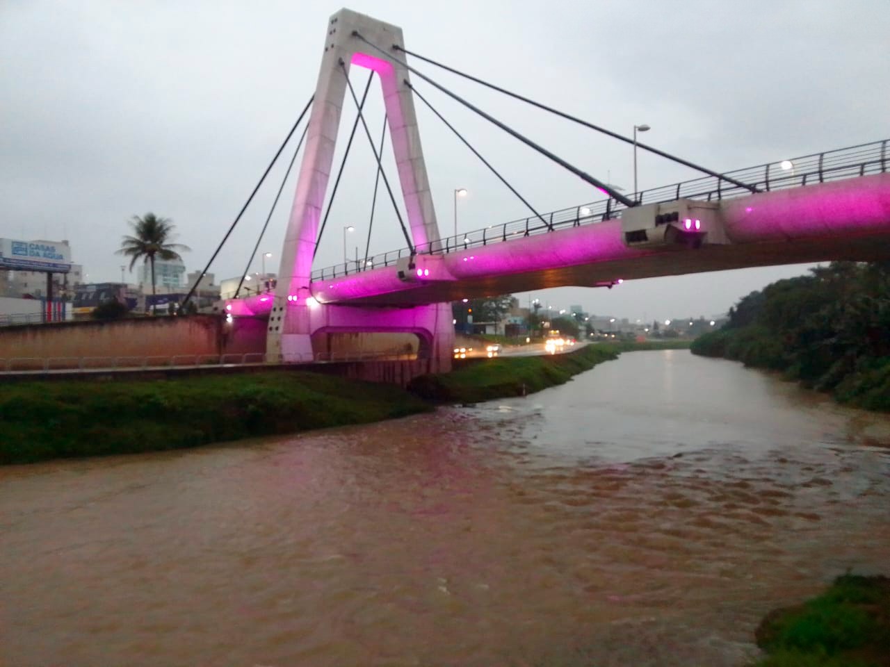 Aviso Meteorológico: Chuva volumosa e temporais entre sexta-feira (06) e domingo (08)