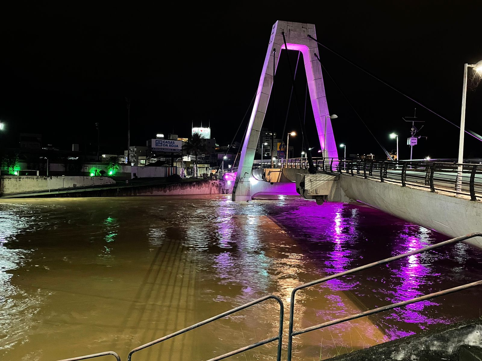 Rio Itajaí Mirim deve retornar à calha na madrugada desta sexta-feira (13)