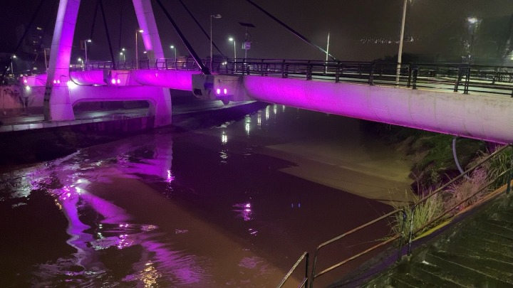 Defesa Civil indica que o rio deve atingir 4,95 metros nesta terça-feira (31)