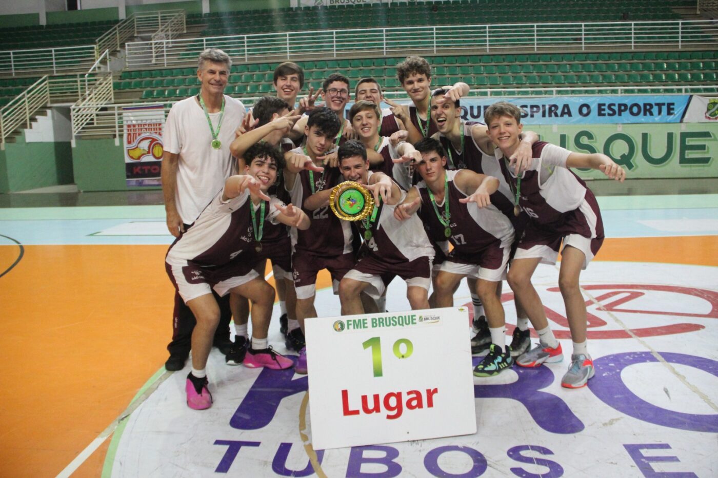 Basquete ganha destaque nos Jogos Escolares Brusque