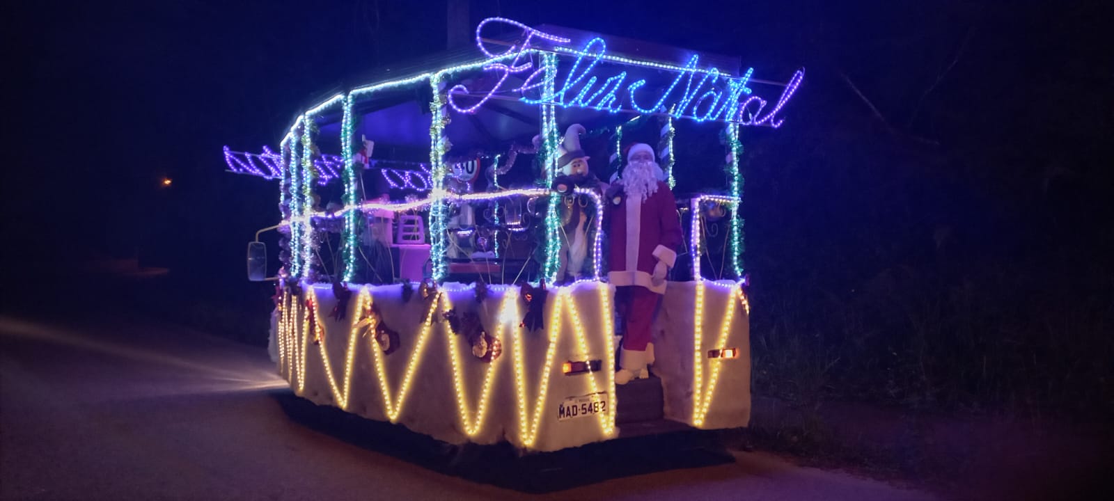 Jabiraca do Papai Noel continua nos bairros da cidade