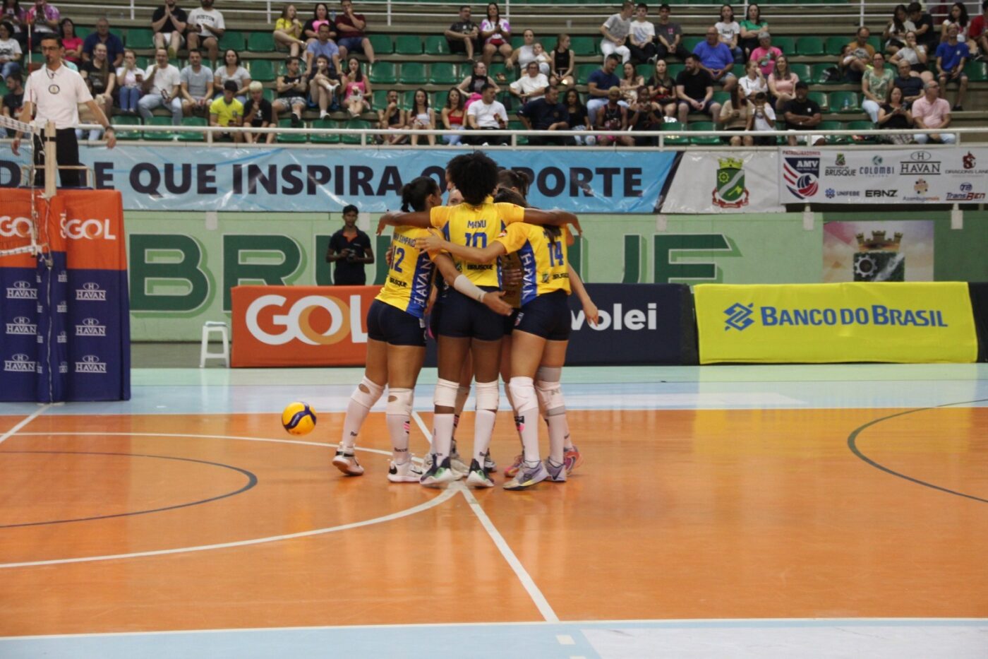 Abel Moda Vôlei se mantém 100% na Superliga B