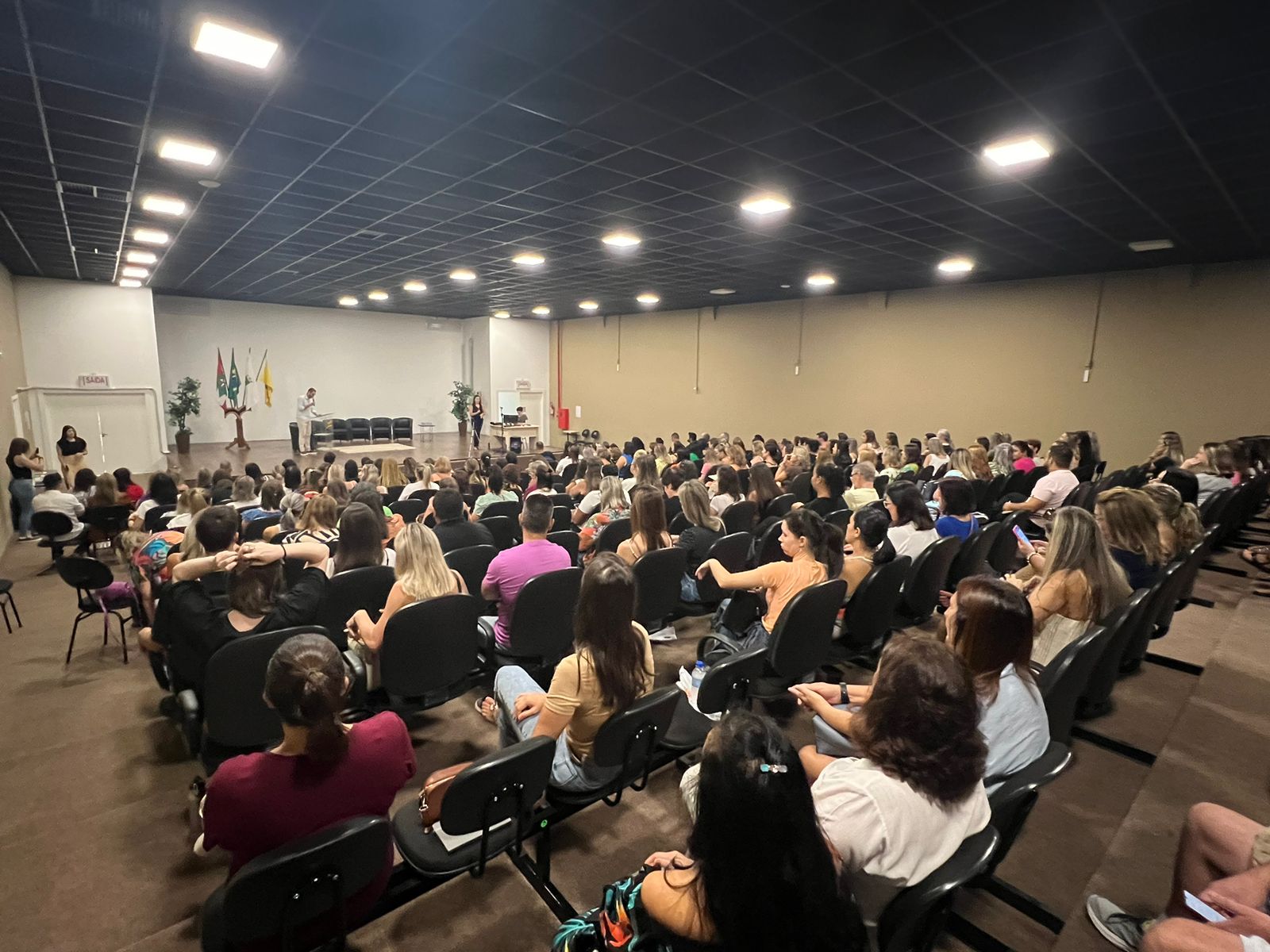 Abertura do Ano Letivo reúne profissionais da Educação em Brusque