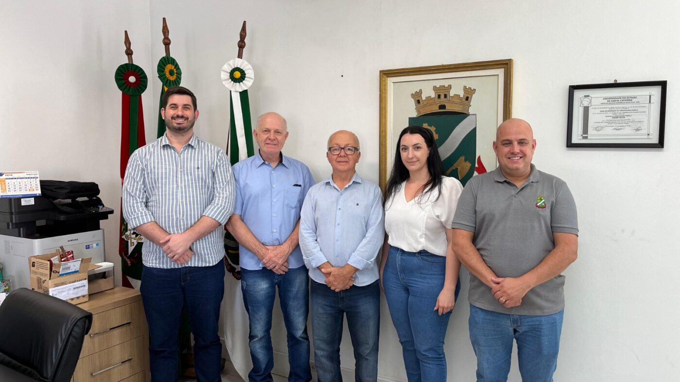 Toma posse o novo chefe do Programa Municipal de Escola Cívico-Militar