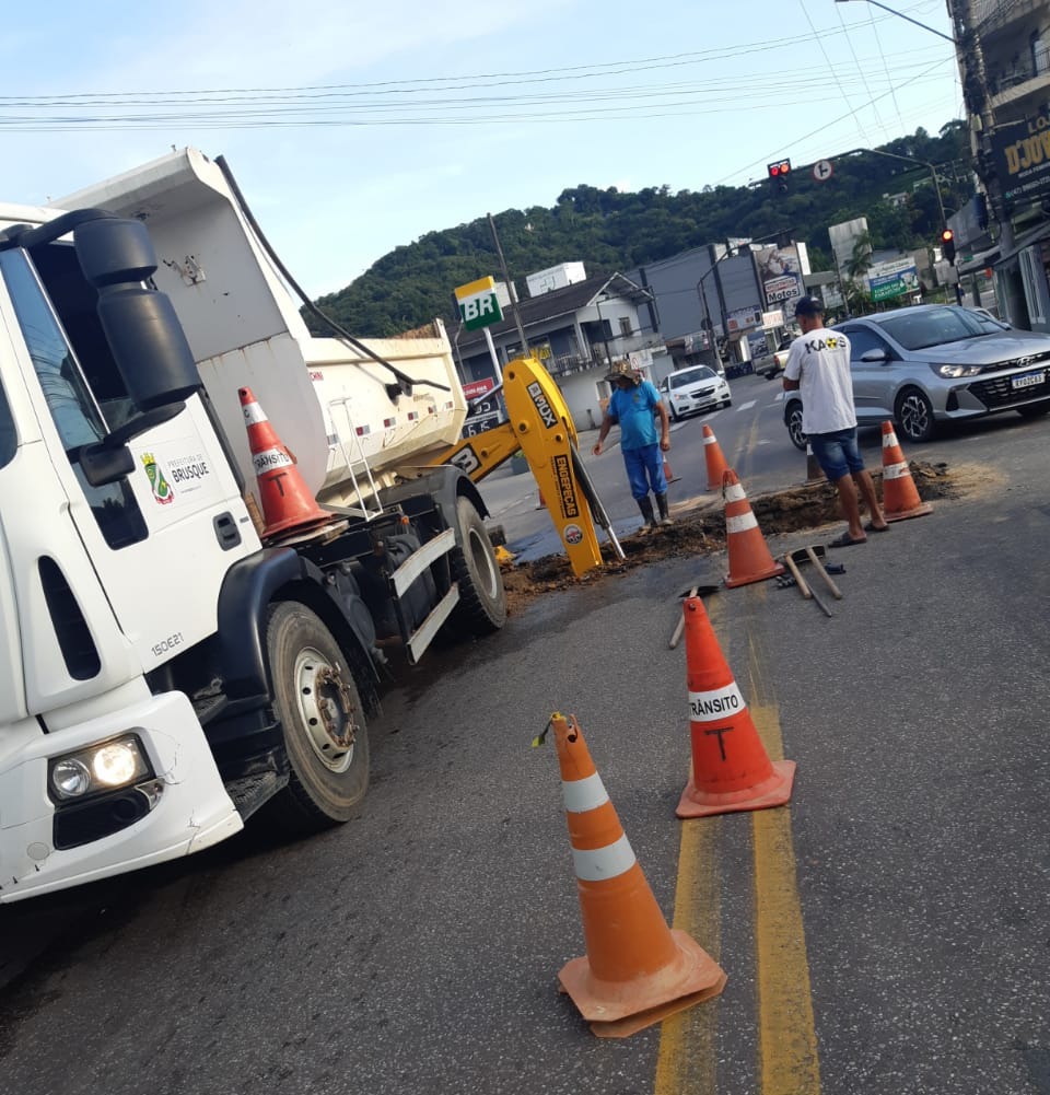 Conserto de tubulações é o grande foco de mutirão do fim de semana