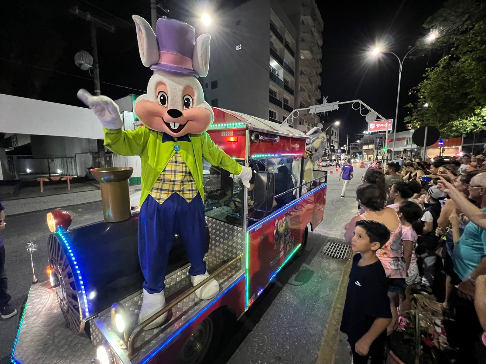 Turma do Coelho retorna ao Palco da OsternBrusque nesta terça-feira (26)