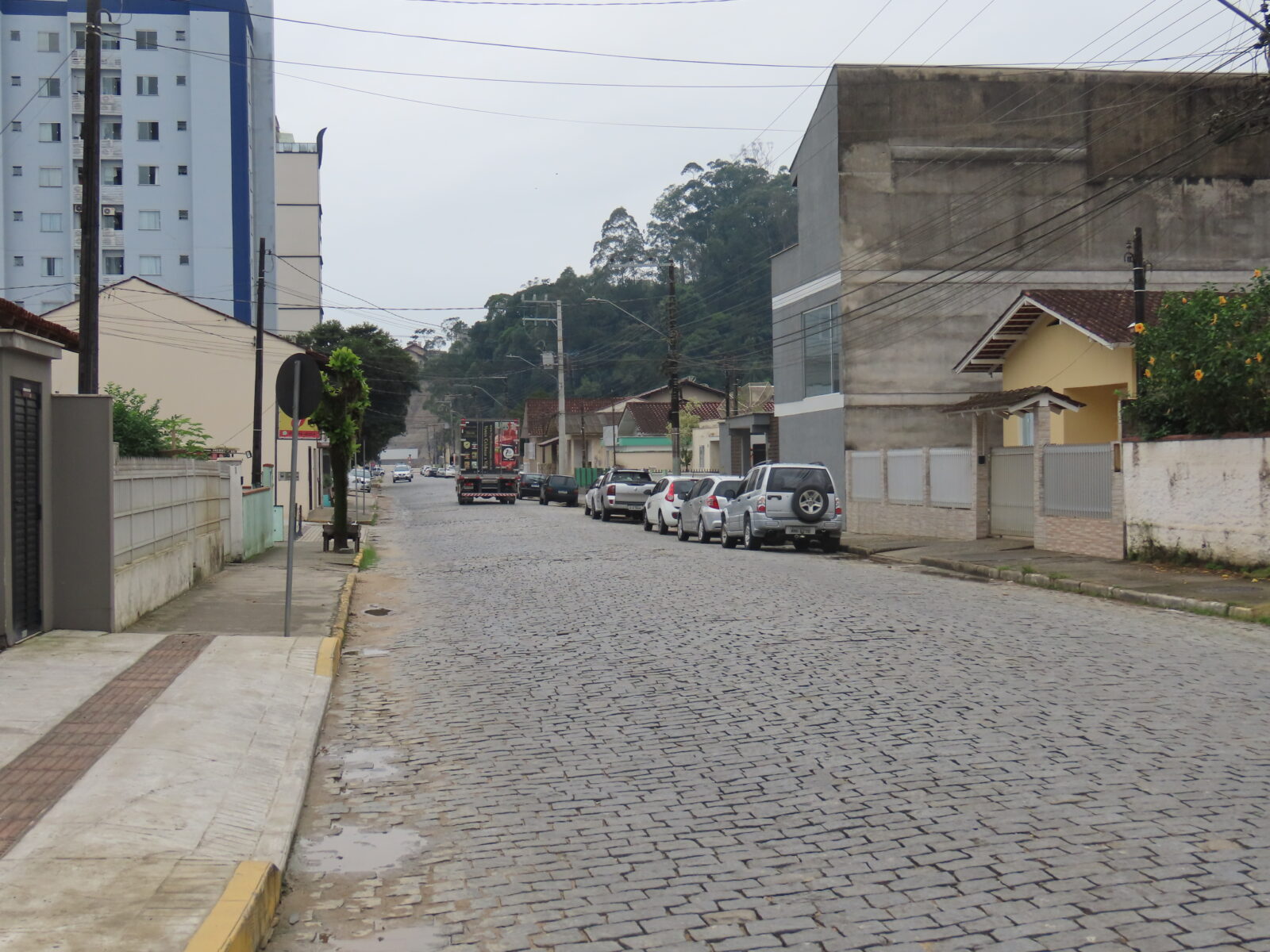 Obras na rua Victor Meirelles são adiadas por conta das condições climáticas