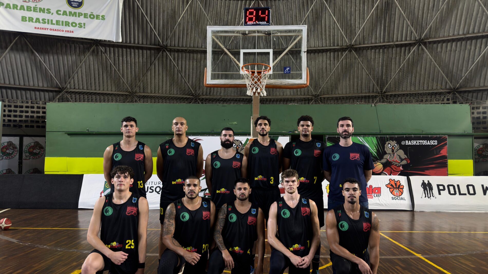 Brusque Basquete vence atual campeão e retoma liderança do Campeonato Brasileiro